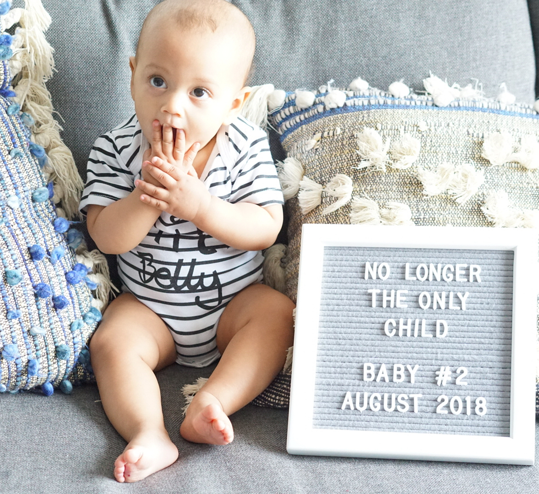Download 10 Awesome Letterboard Pregnancy Announcements